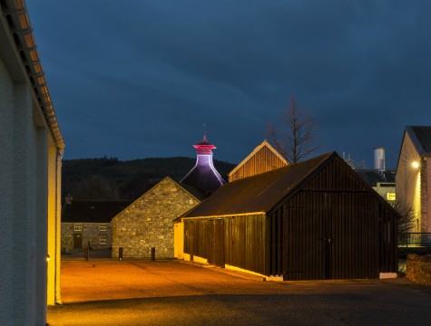 A Whisky Journey: Drams & Distilleries from Inverness