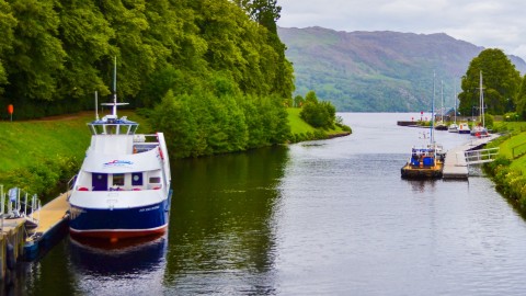 Loch Ness Cruise, 2 Highland Walks and Glencoe Tour sta...