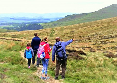 Hill & Nature Hike - Discover Real Edinburgh With a Loc...