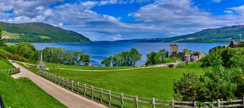 Loch Ness 360° with Urquhart Castle Full Day Private To...
