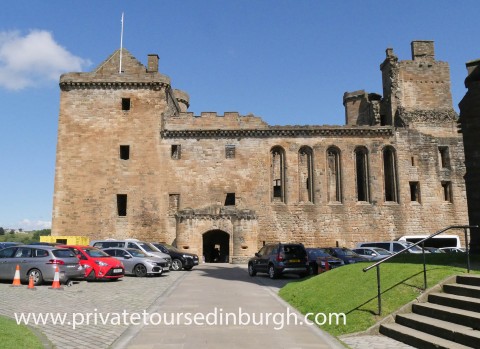 Day trip from Edinburgh - Scottish castles tour ( Black...