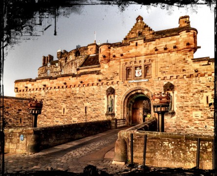 All-Star Guides Edinburgh Castle Tour - Tickets Include...