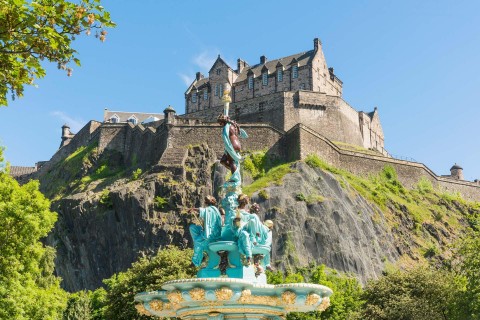 Edinburgh Castle and City Tour