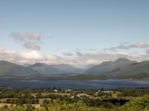 Tranquil Lochs & Serene Skye