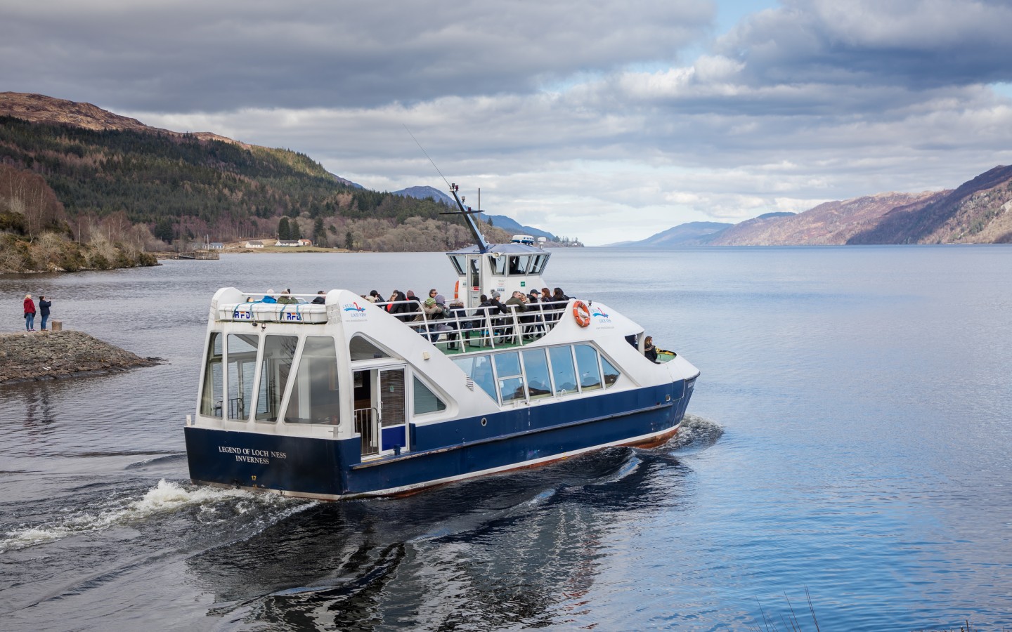 loch ness scotland boat tours